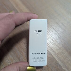 Victoria Beckham Suite 302